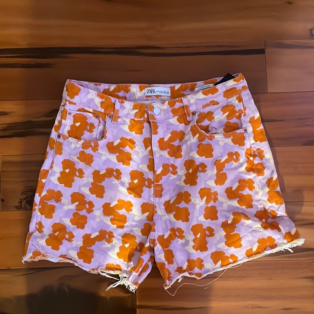 Zara 90’s short